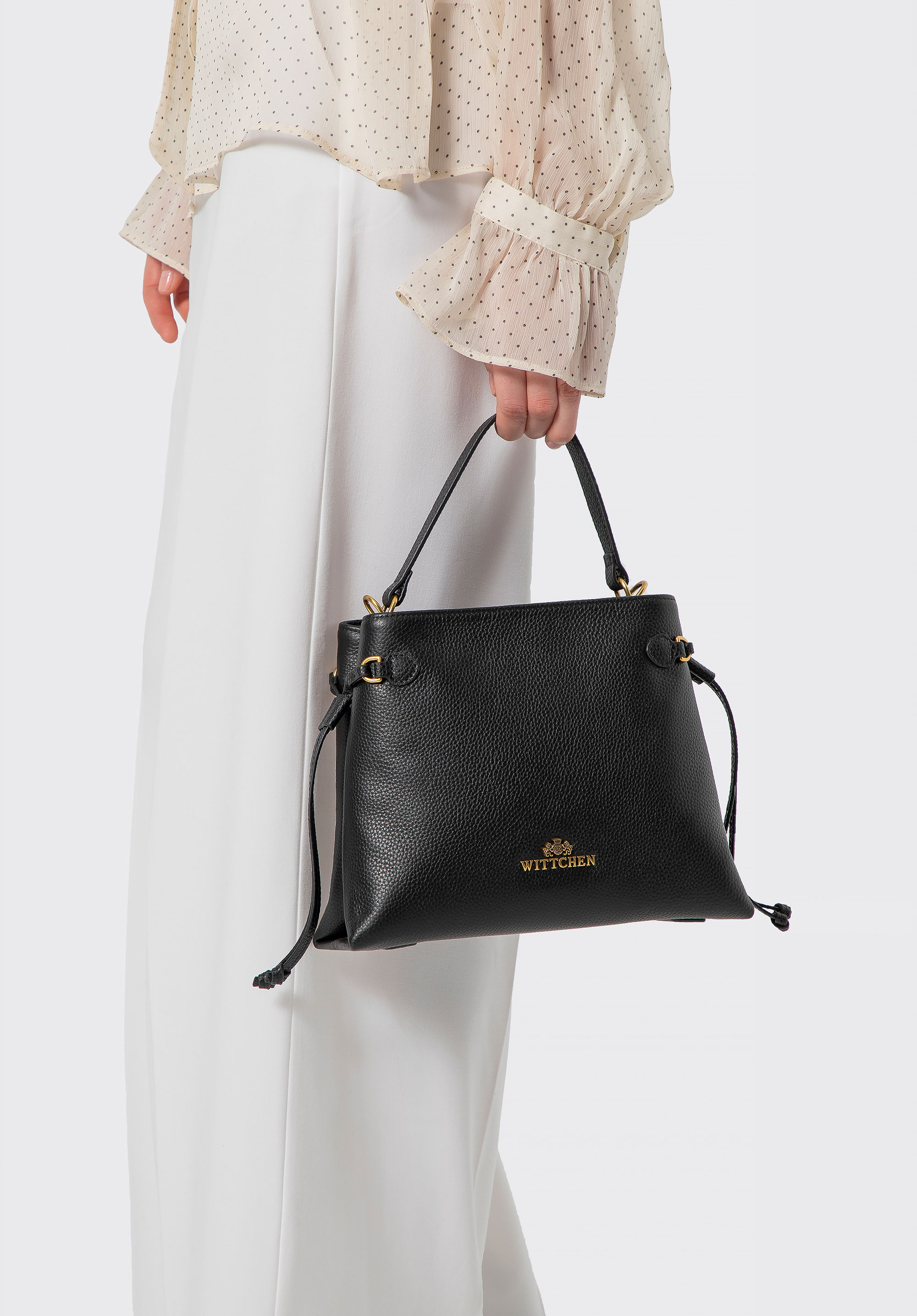 Ledertasche für Damen mit Quasten, schwarz-gold, 102-4E-212-1G, Bild 1