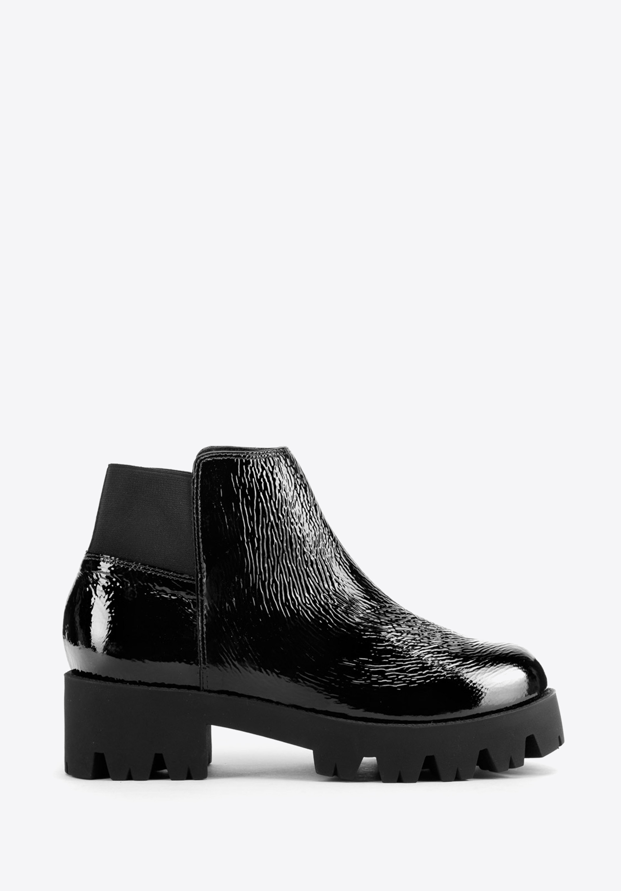 Stiefeletten aus Lackleder mit dicker Sohle, schwarz-gold, 93-D-754-L-38, Bild 1