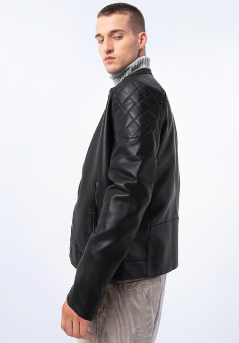 Herrenjacke aus Öko-Leder mit Steppung an den Schultern, schwarz, 97-9P-155-4-L, Bild 18