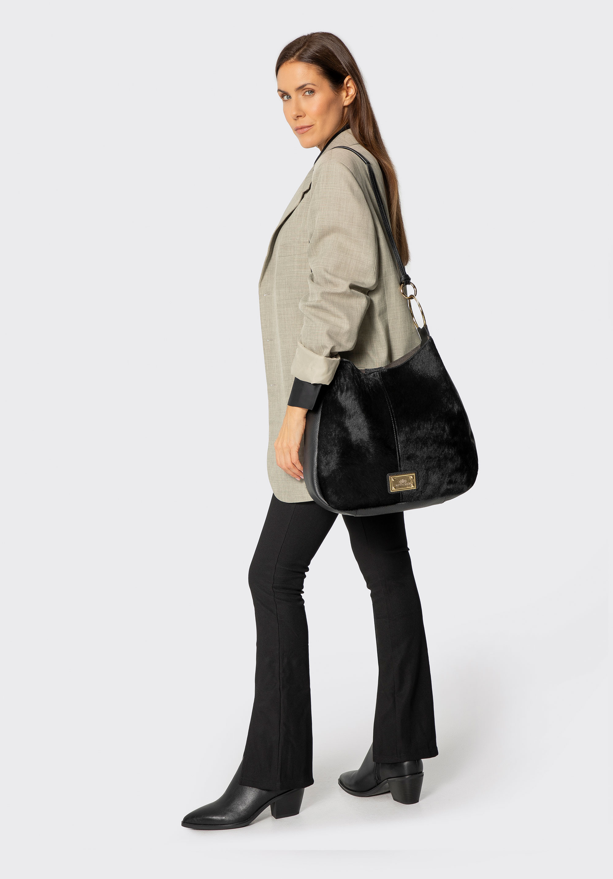 Hobo-Tasche aus Leder mit Hair-On-Finish, schwarz, 102-4E-005-1, Bild 1