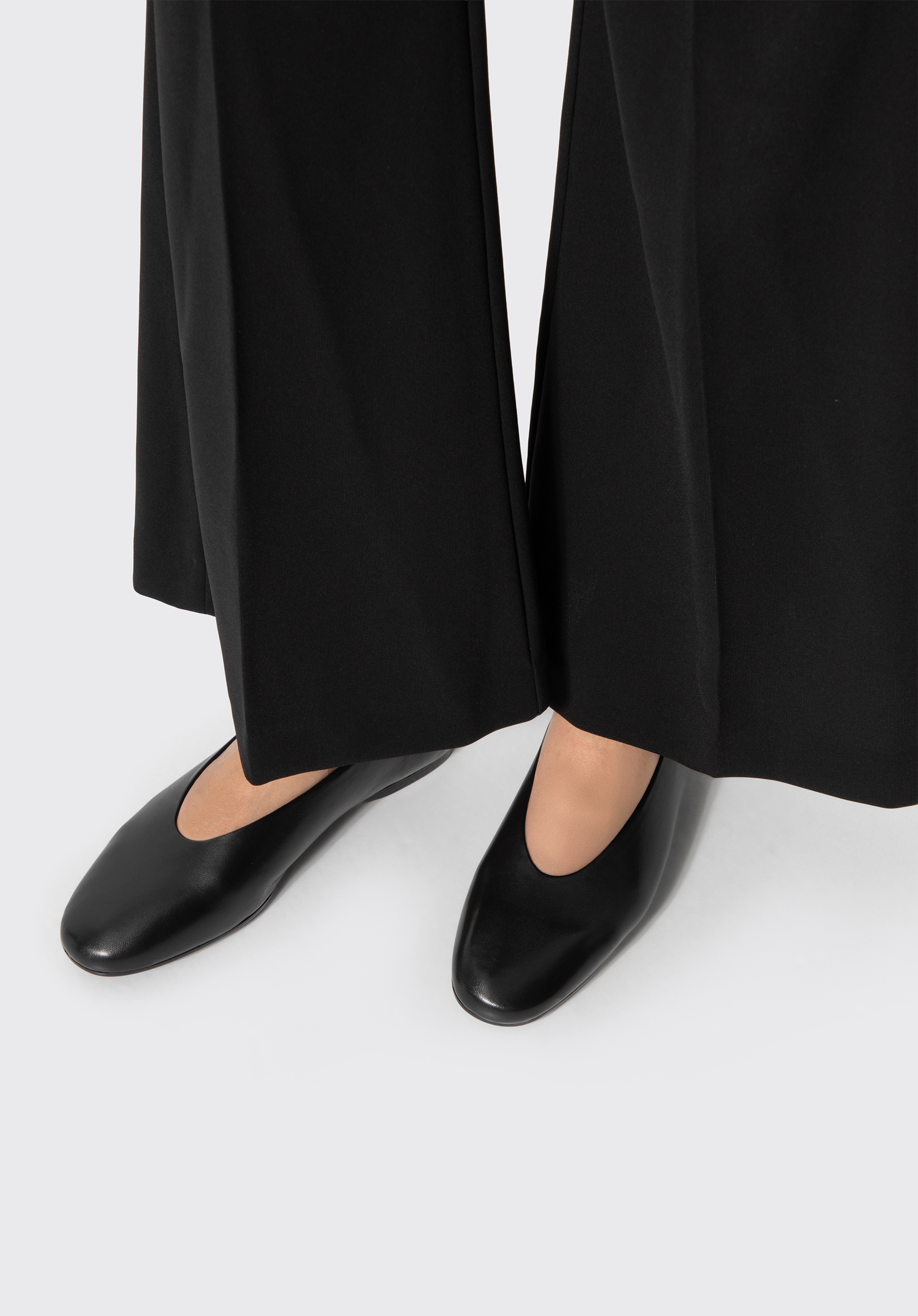 Klassische Damen-Ballerinas aus Leder, schwarz, 103-D-250-1-40, Bild 1