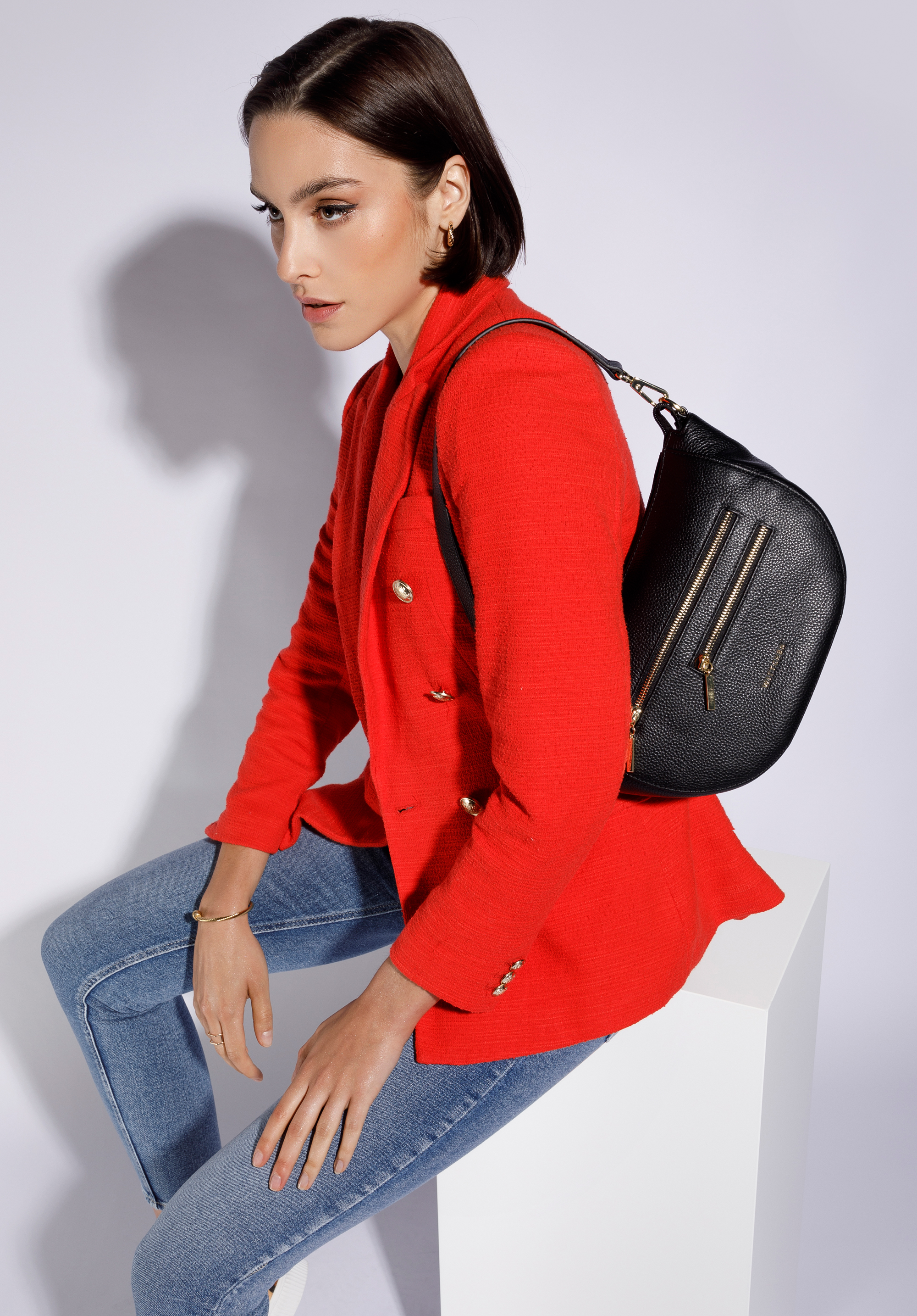 Kleine Beuteltasche aus Leder mit Reißverschlüssen, schwarz, 95-4E-625-1, Bild 1