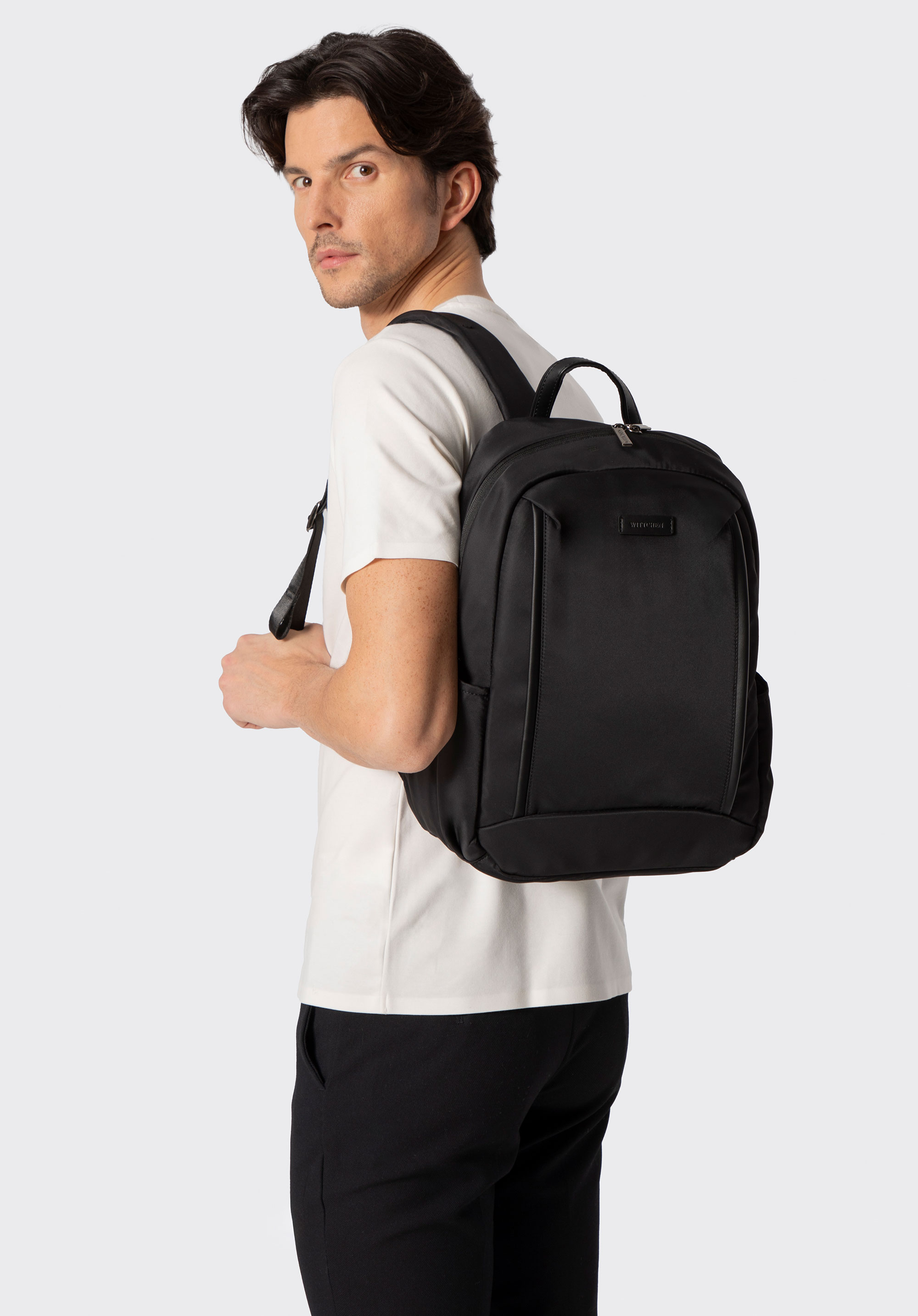 Multifunktionaler Rucksack mit 13”/14” Laptopfach, schwarz, 102-3P-801-1, Bild 1