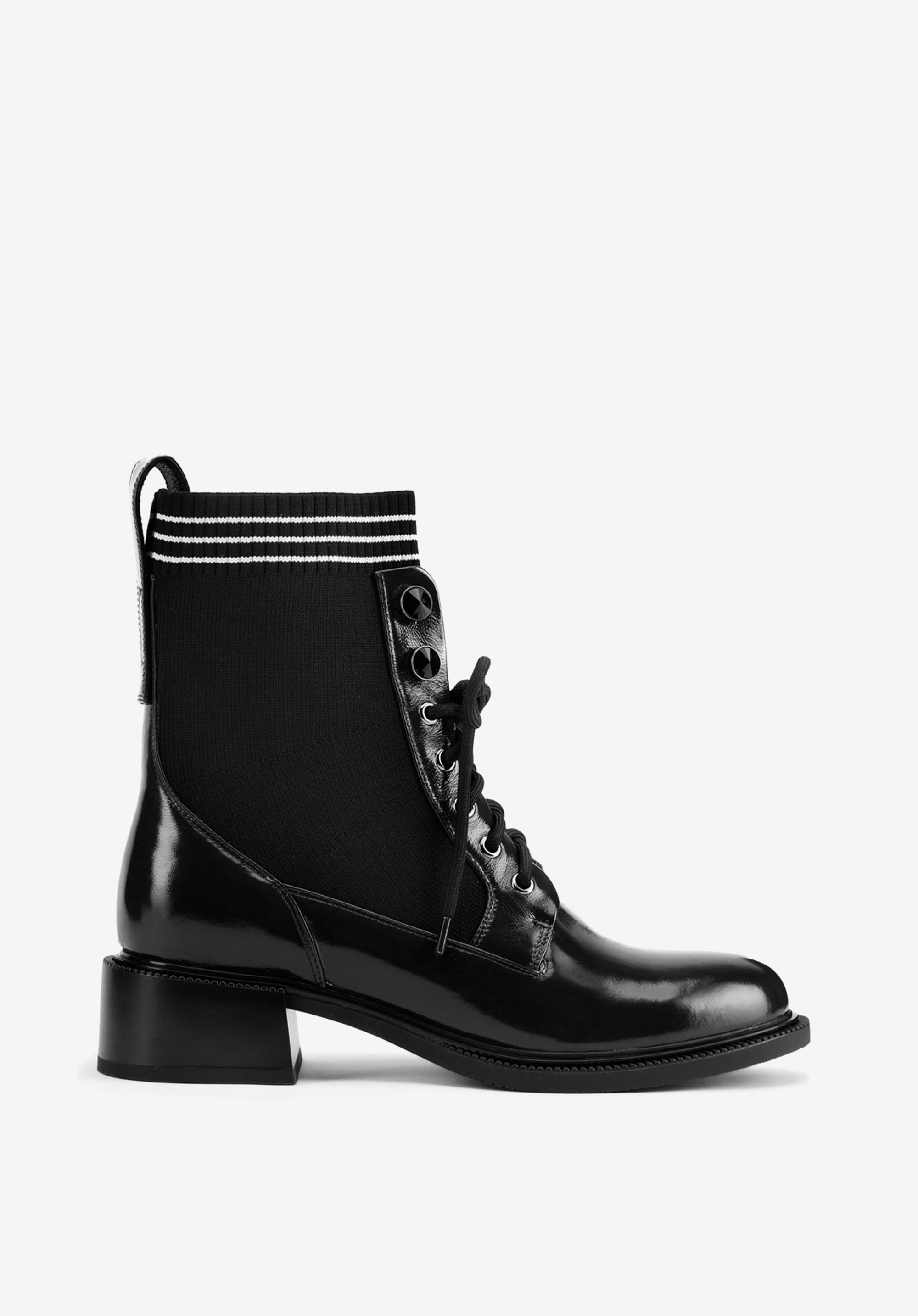 Schnürstiefelette aus Leder