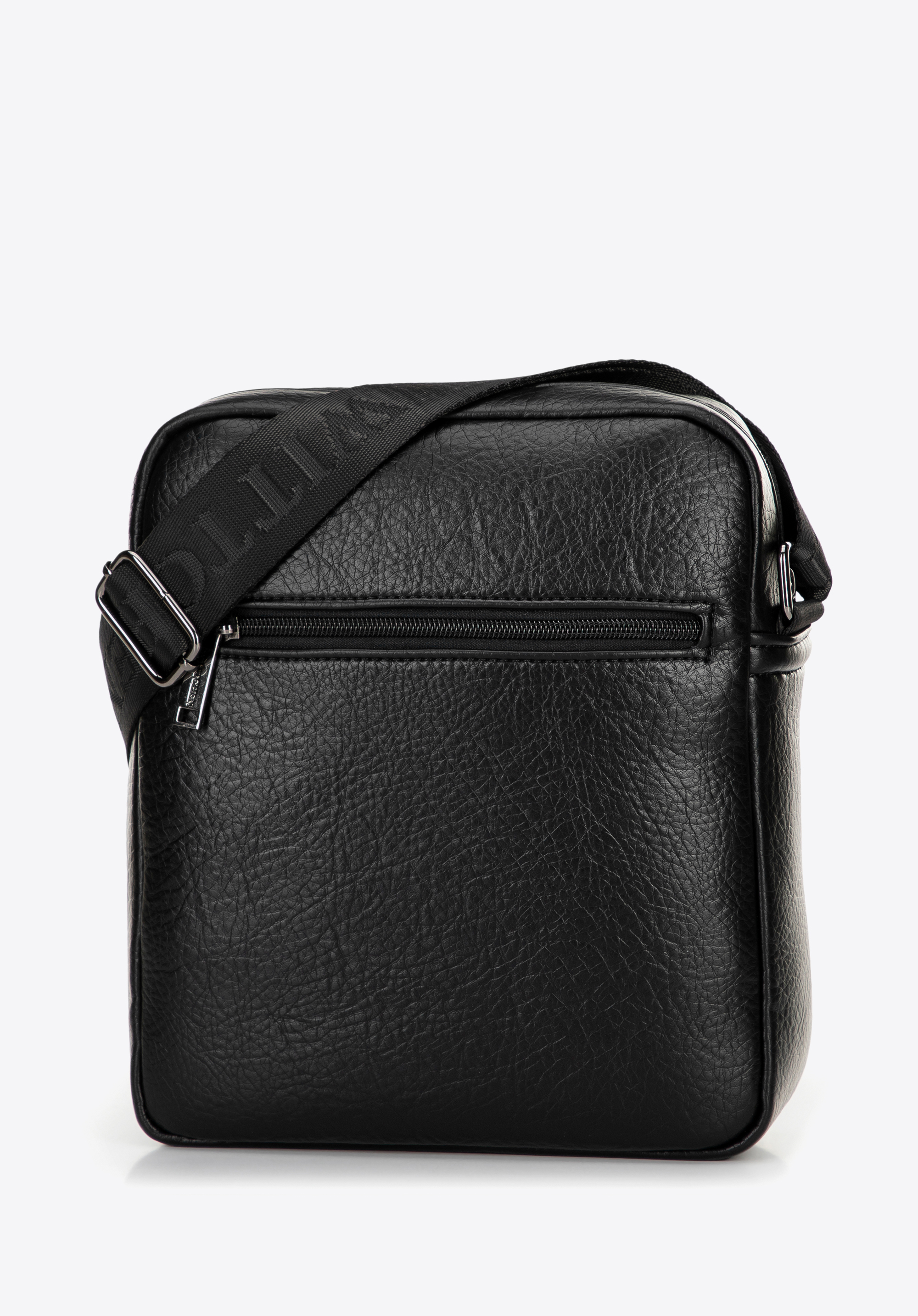 Umhängetasche aus Öko-Leder, schwarz, 100-4P-914-1, Bild 1