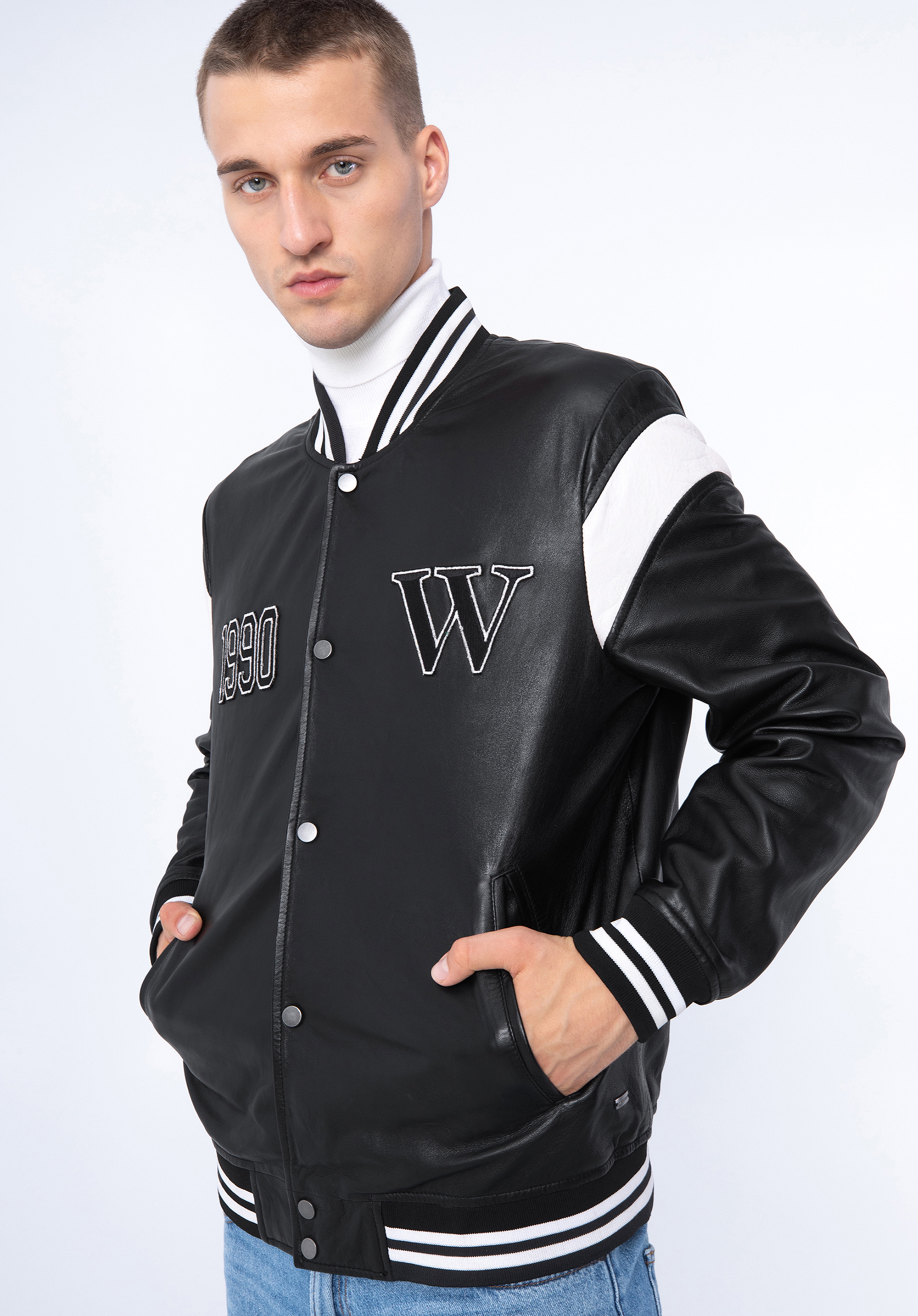 Baseballjacke aus Leder - Unisex, schwarz-weiß, 97-09-203-10-S/M, Bild 1