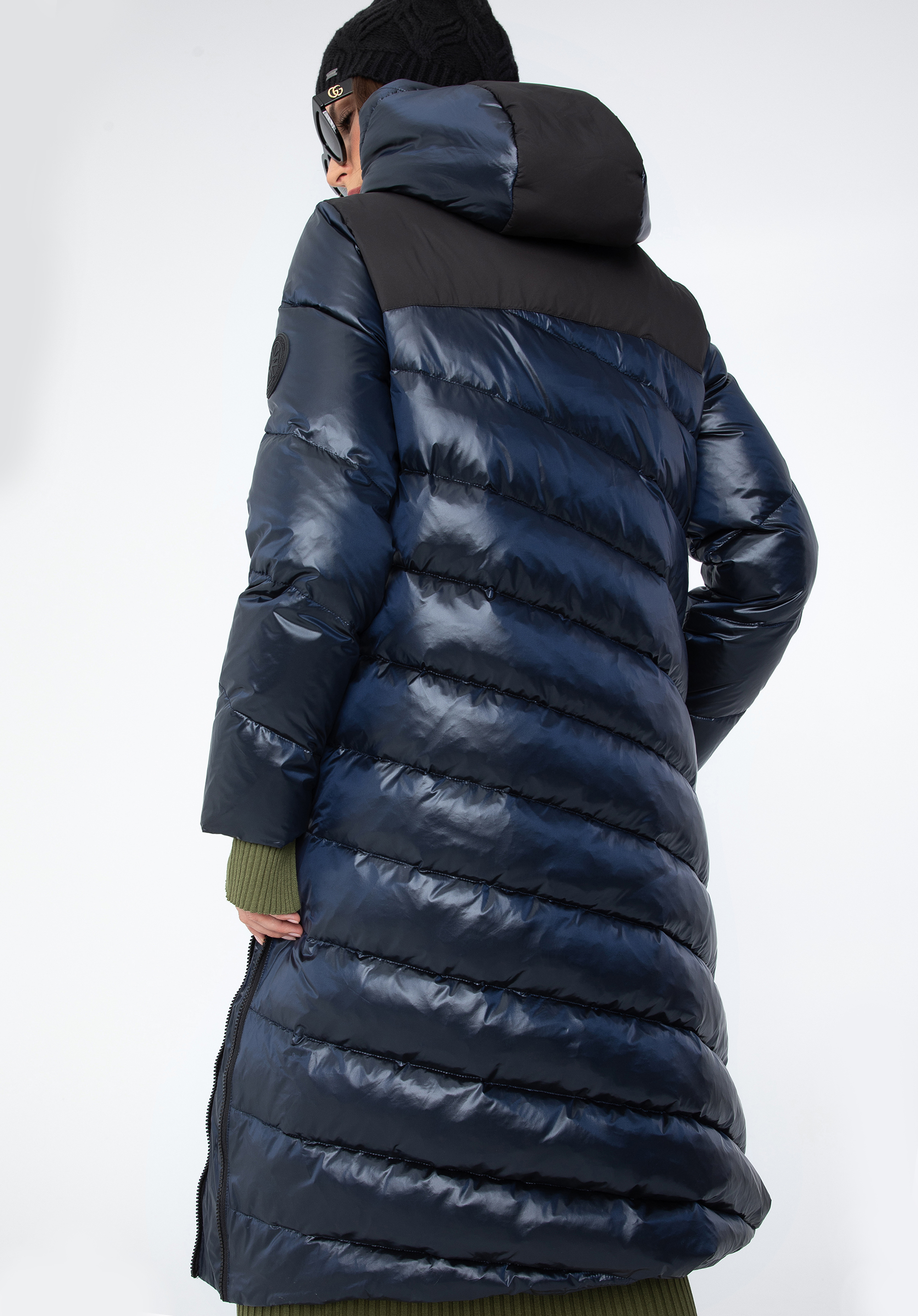 Női hosszú nylon steppelt kabát