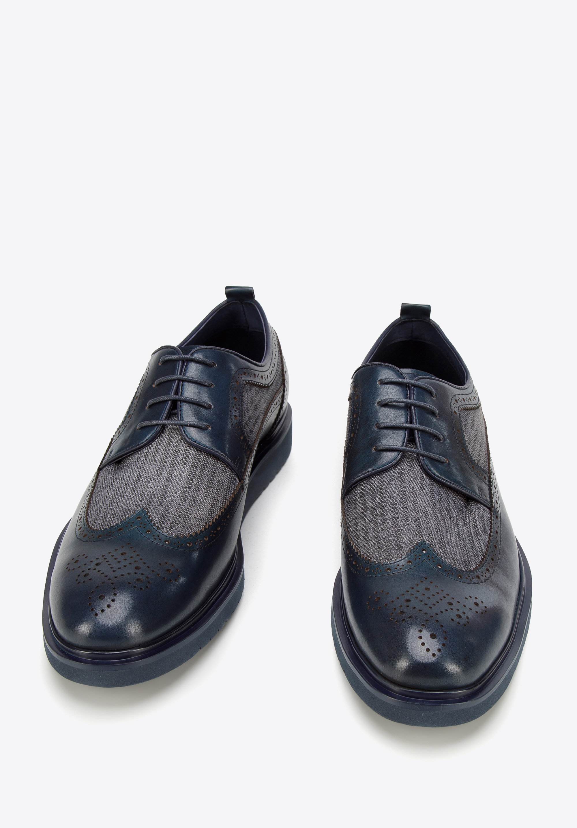 Férfi brogue félcipő modern gumihab talppal