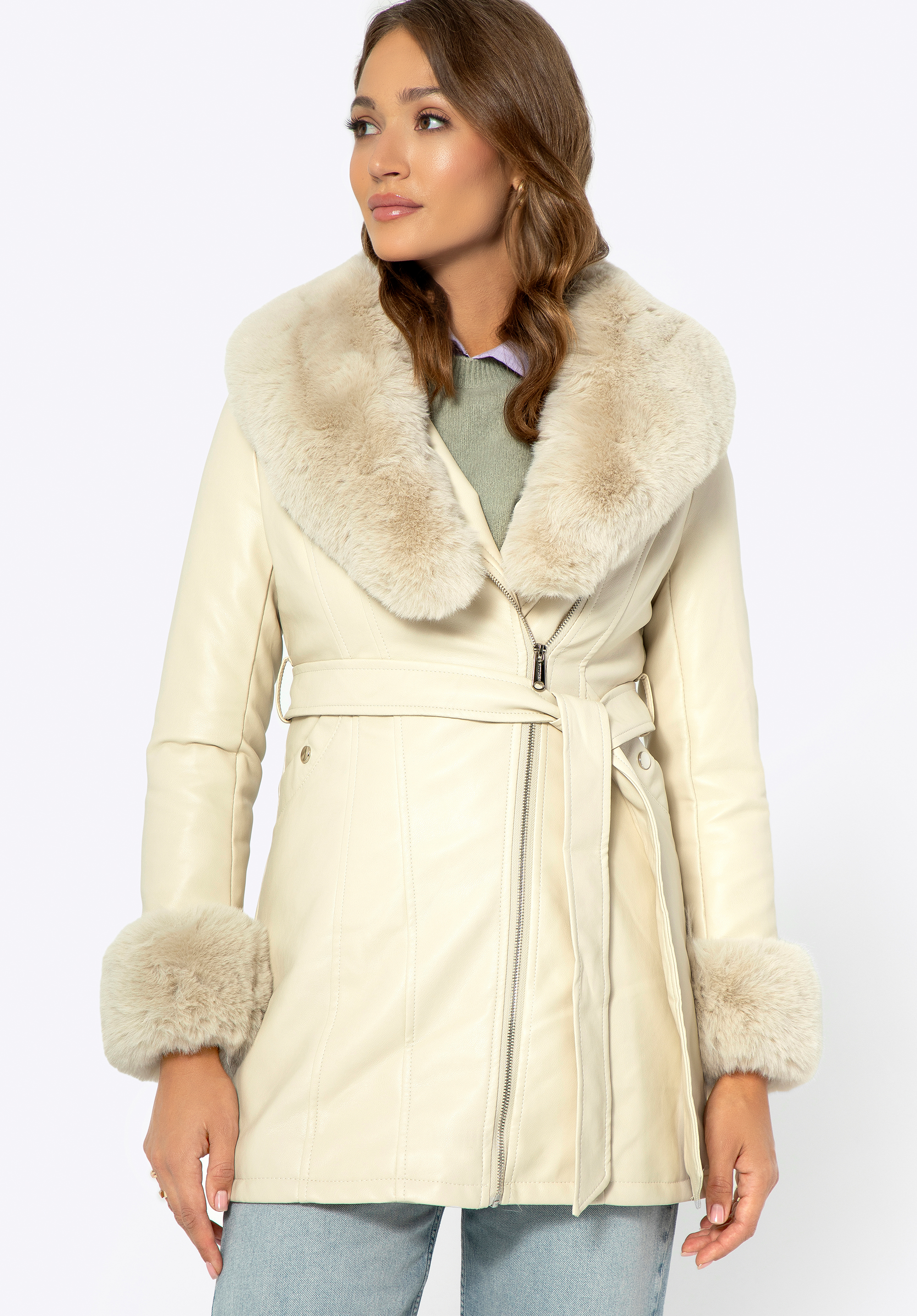 Dámský kabát s límcem z umělé kožešiny, světle béžová, 99-9P-108-0-2XL, Obrázek 1