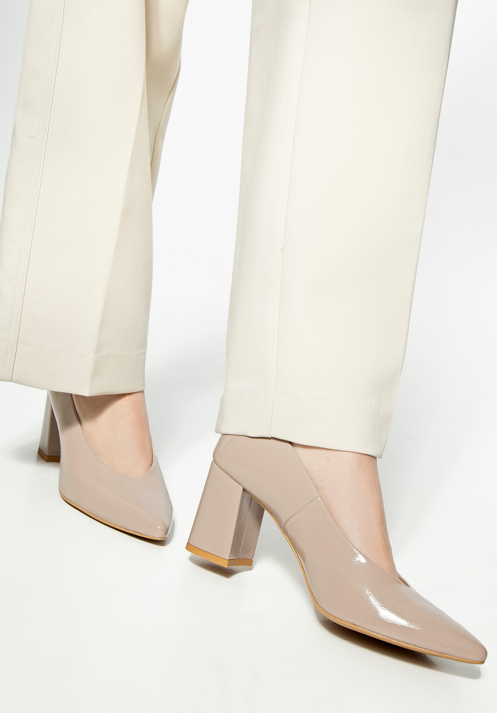 Dámské lakované kožené lodičky, světle růžová, BD-B-806-9-39, Obrázek 1