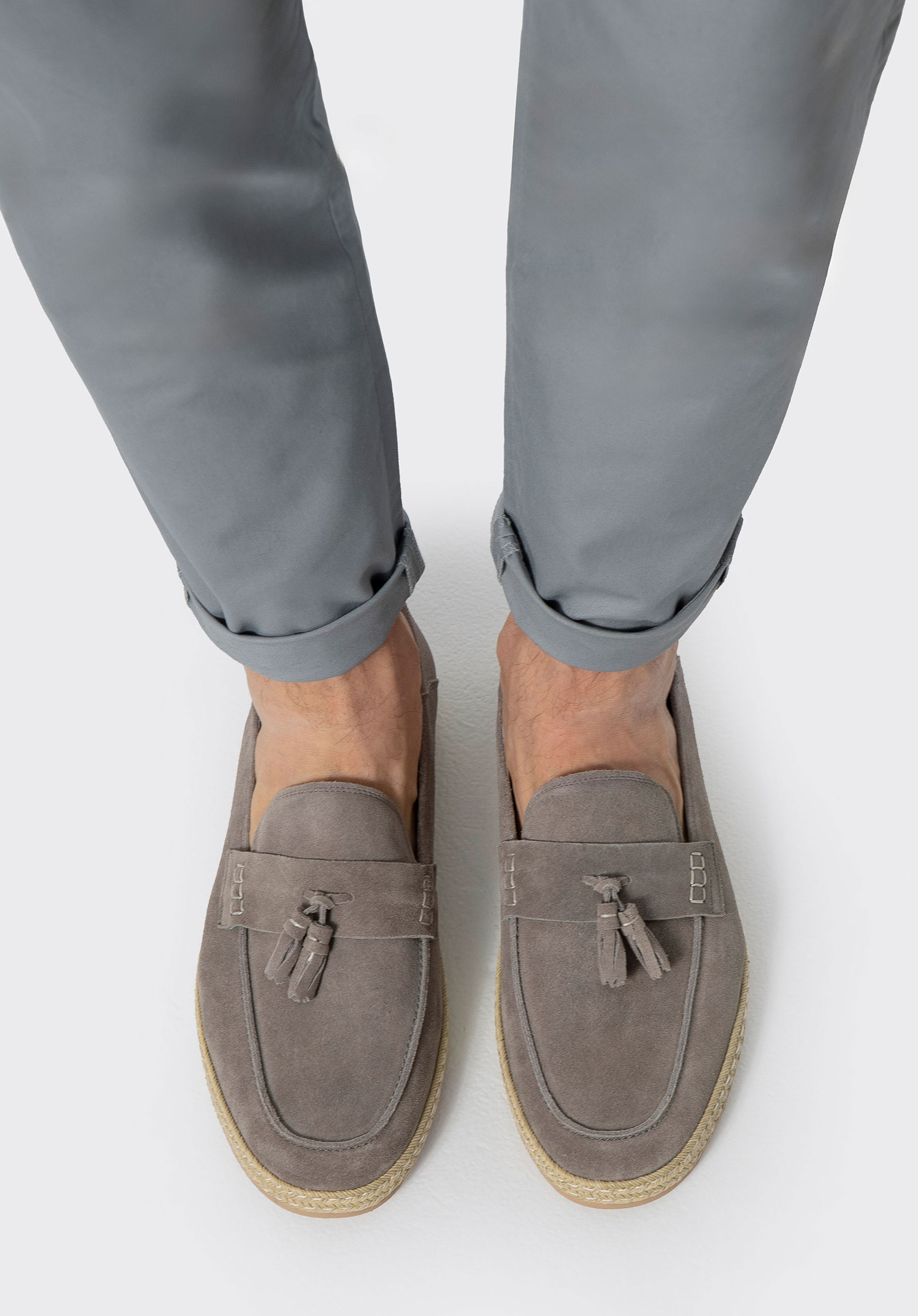 Férfi velúrbőr mokaszin bojttal, szürke, 100-M-503-8-45, Fénykép 1