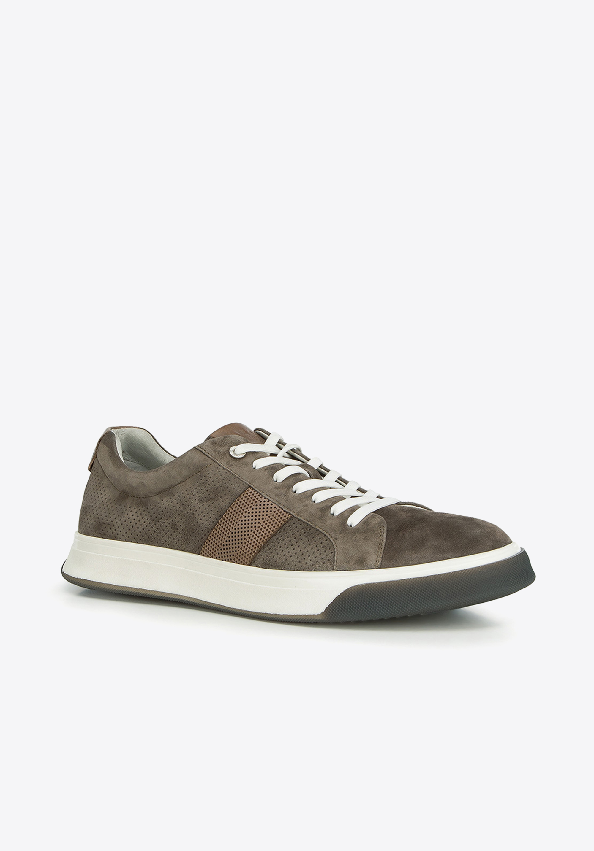 Adidași pentru bărbați cu talpă groasă