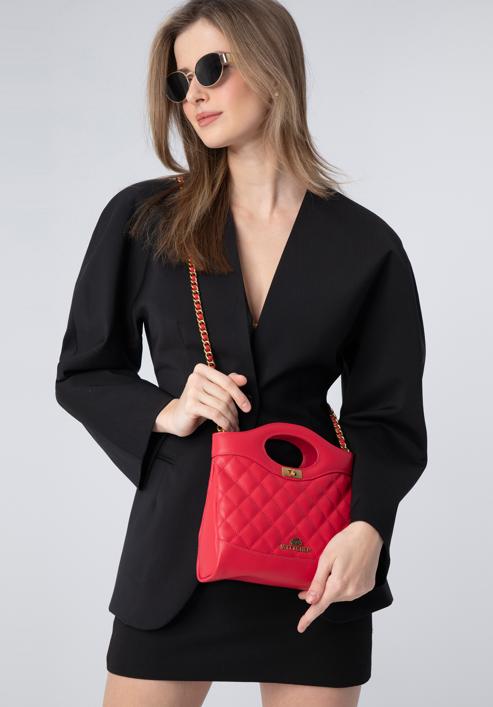 Prošívaná kožená dámská kabelka s řetízkem, tmavě růžová, 98-4E-211-P, Obrázek 15