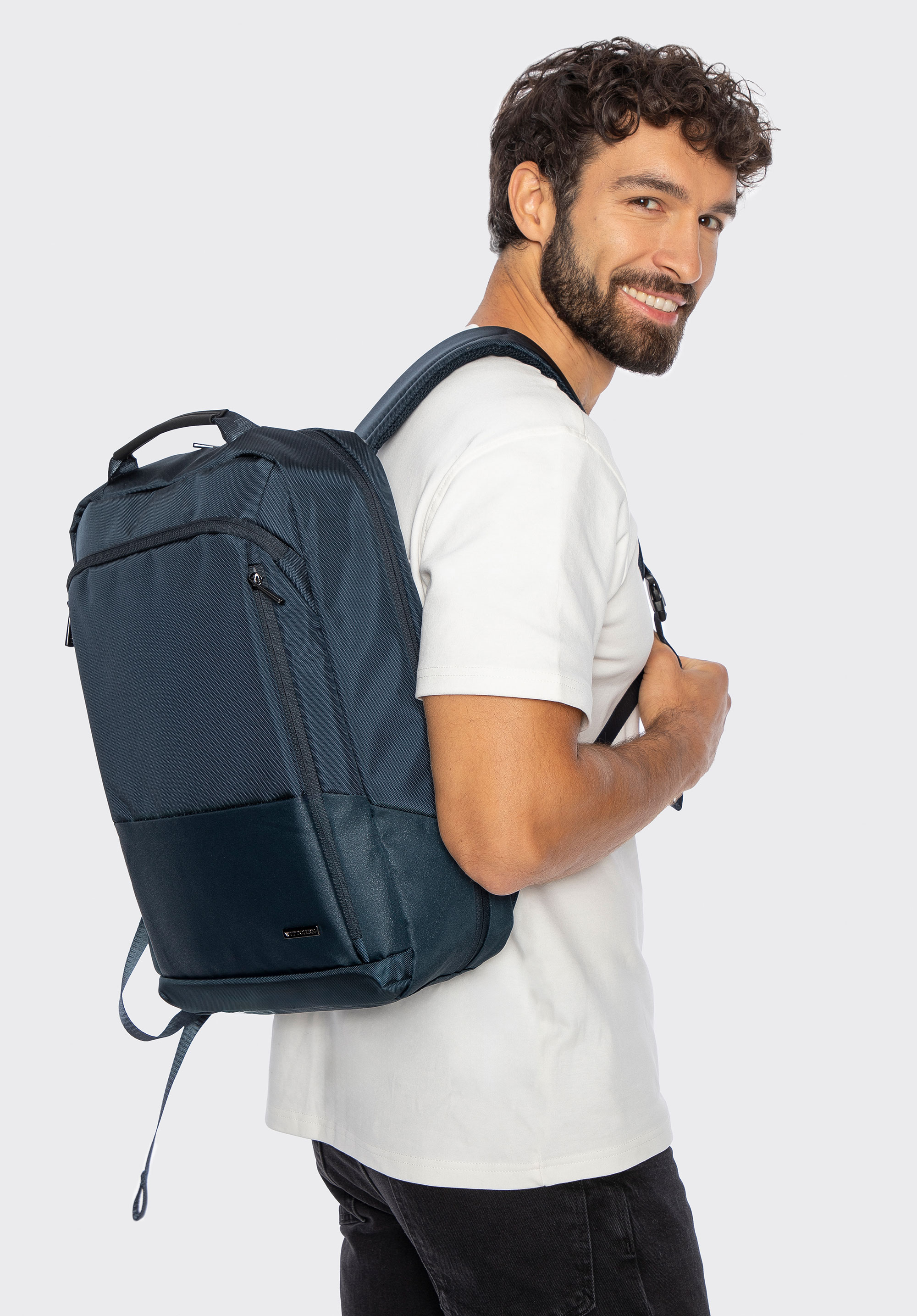 Pánsky batoh na notebook 15,6” – jednoduchý a bezplatný na palube, tmavomodrá, 29-3P-221-7, Obrázok 1