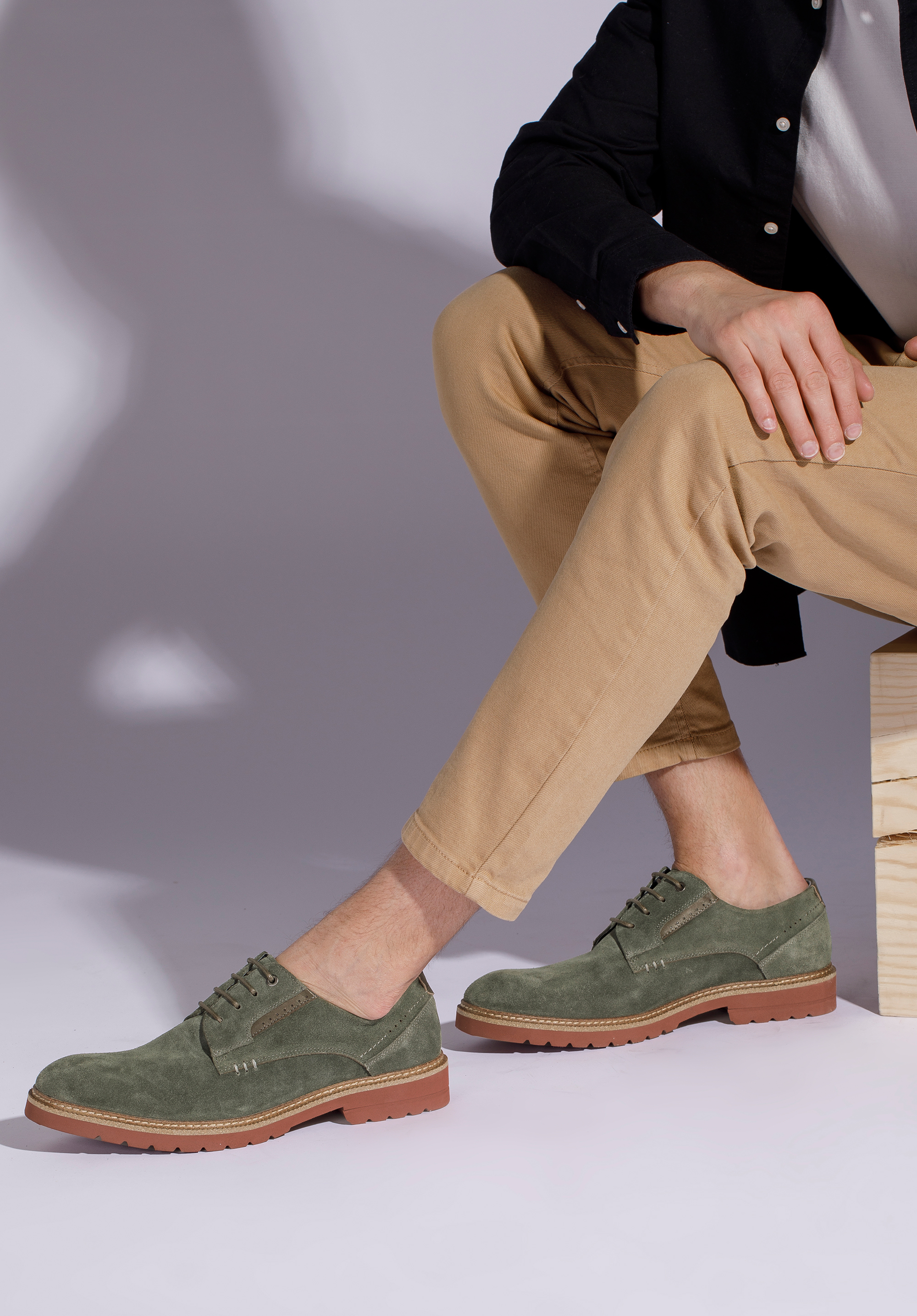 Pantofi bărbați din piele întoarsă cu talpă colorată, verde închis, 94-M-508-Z-40, Fotografie 1