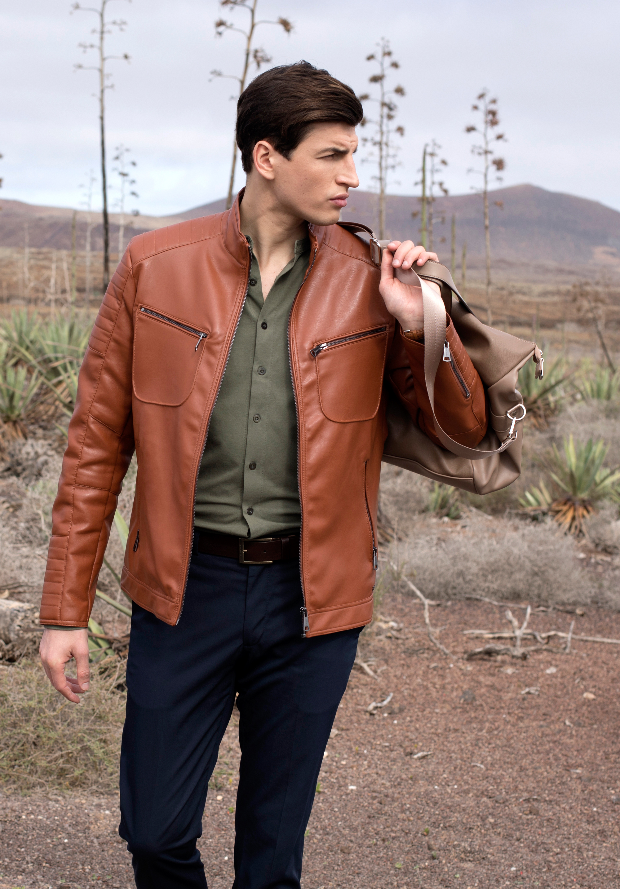 Férfi dzseki steppelt zsebbel, világos barna, 92-9P-152-5-M, Fénykép 1