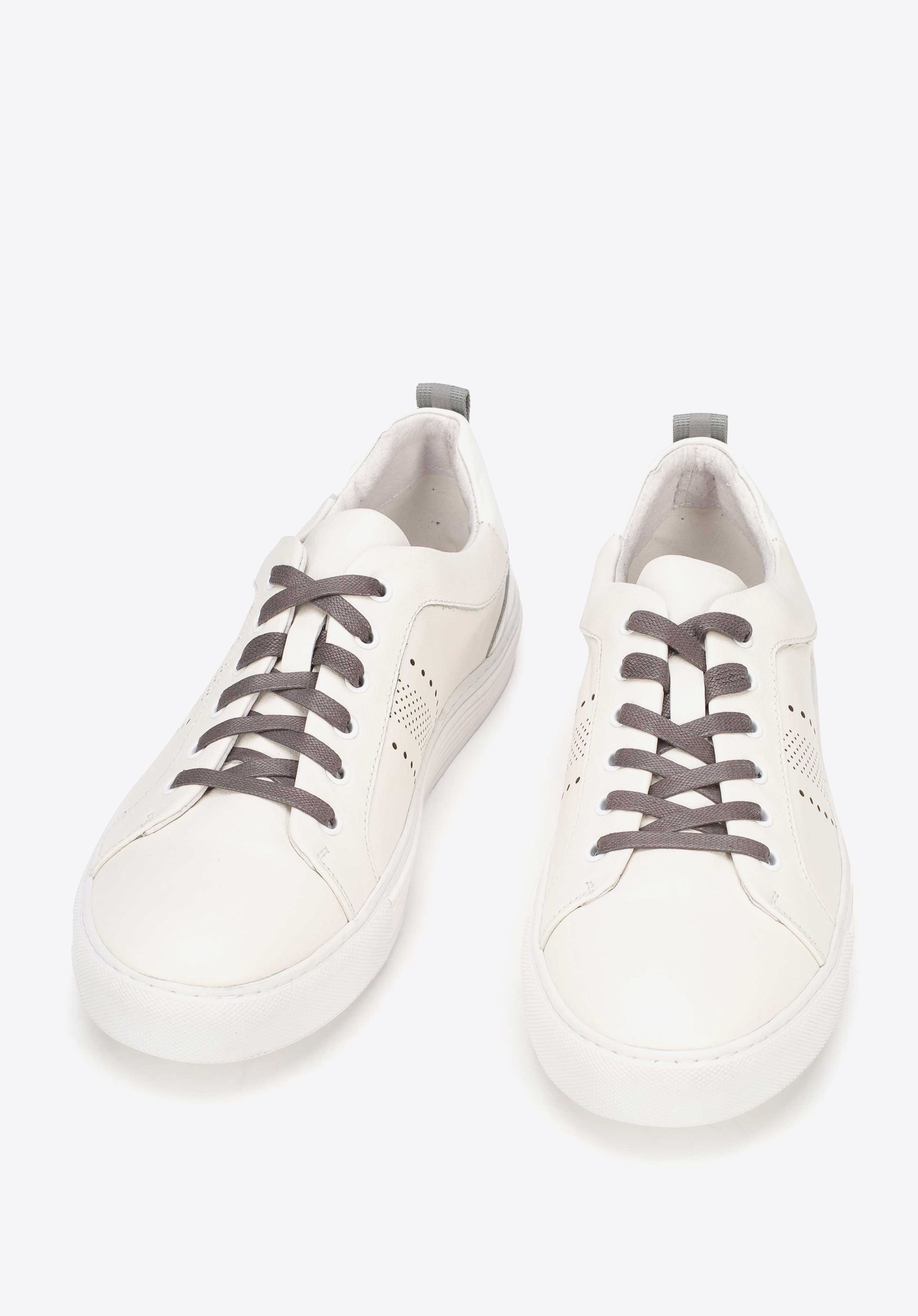 Herren-Sneaker aus Leder mit lackiertem Einsatz, weiß, 93-M-502-0-42, Bild 1