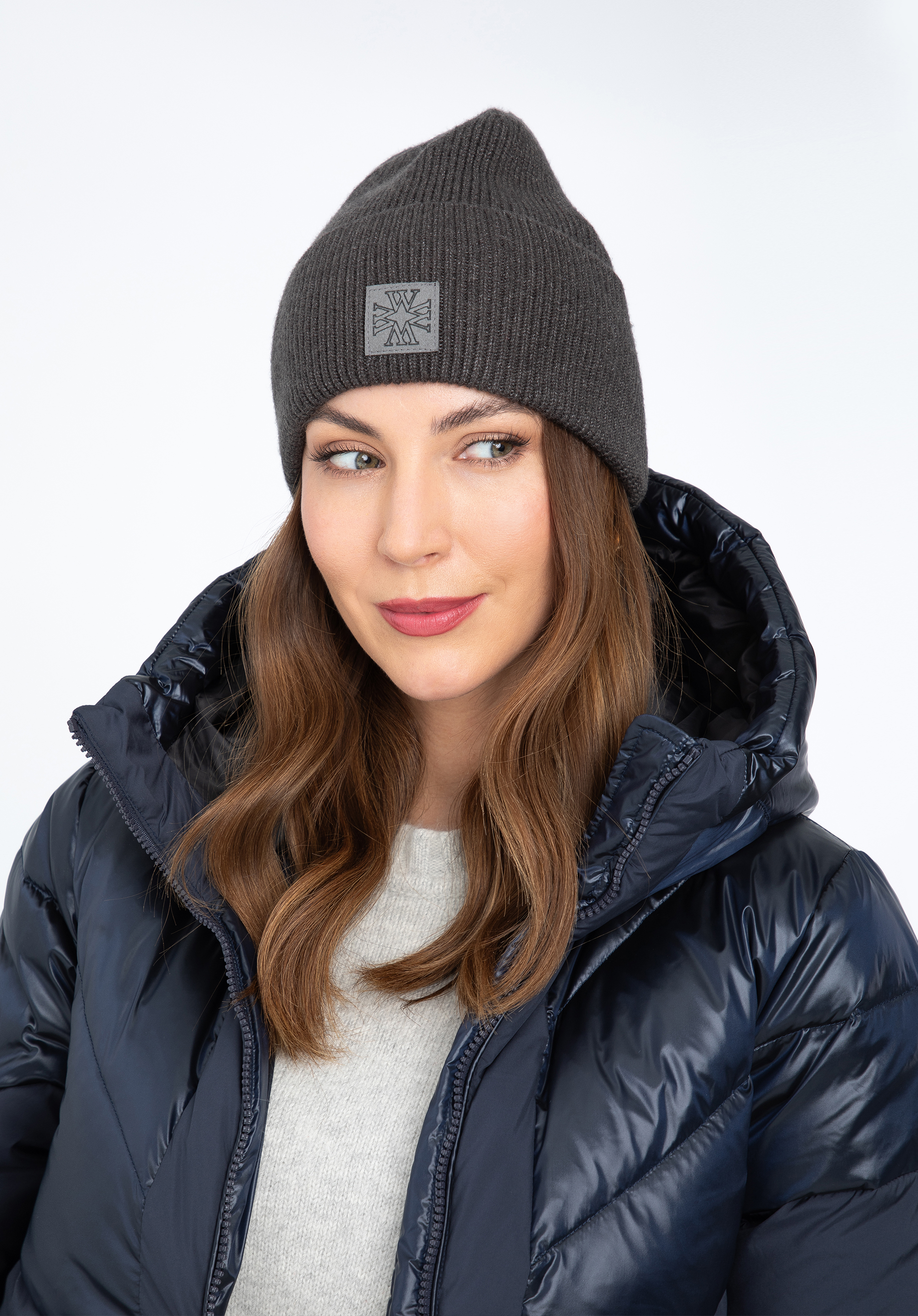 Damen-Blasenstrickmütze mit Bommel, gedämpftes rosa, 97-HF-005-9, Bild 1