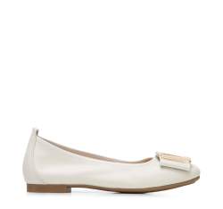 Leather ballerina shoes with decorative buckle detail, light beige, 94-D-951-0-36, Photo 1