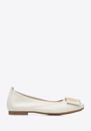 Leather ballerina shoes with decorative buckle detail, light beige, 94-D-951-1-35, Photo 1