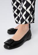 Soft leather ballerina shoes with geometric buckle detail, black, 98-D-957-G-39, Photo 15