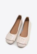 Soft leather ballerina shoes with geometric buckle detail, cream, 98-D-957-1-39, Photo 2