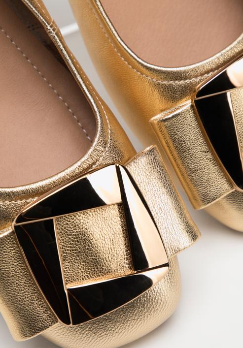 Soft leather ballerina shoes with geometric buckle detail, gold, 98-D-957-P-40, Photo 8