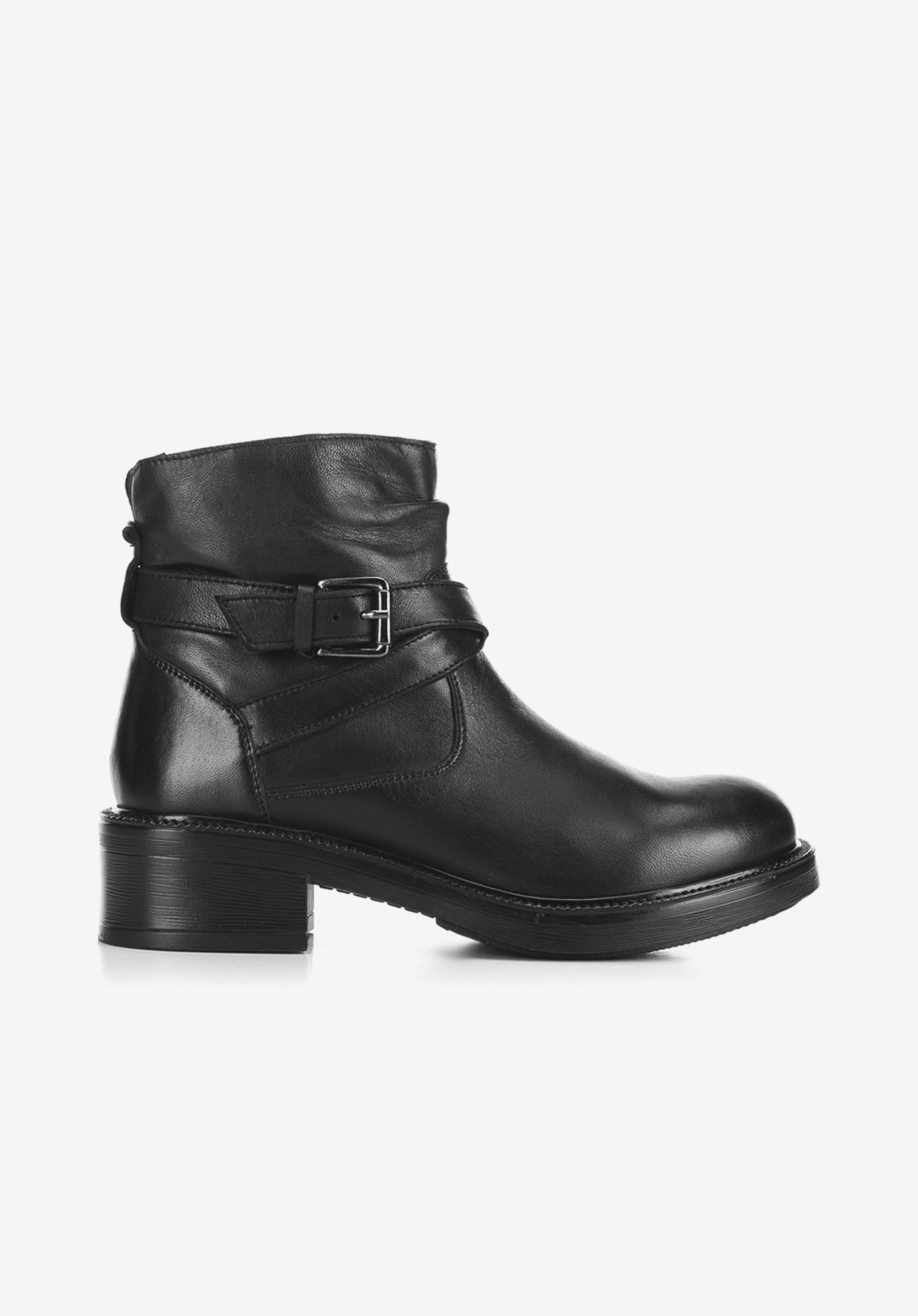 Botki workery skórzane z paskami