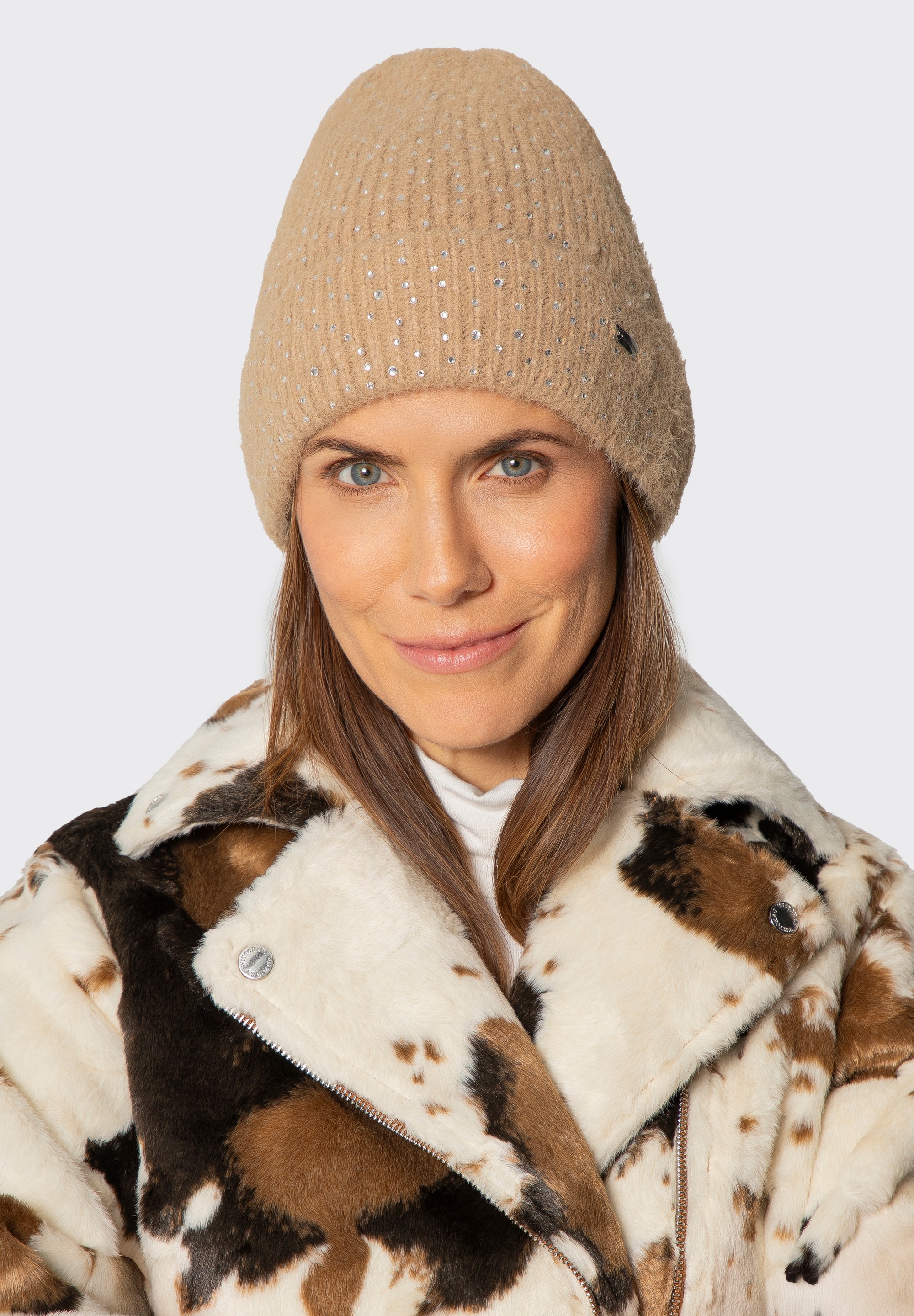 Women's winter hat with subtle rhinestone details, beige, 101-HF-002-9, Photo 1
