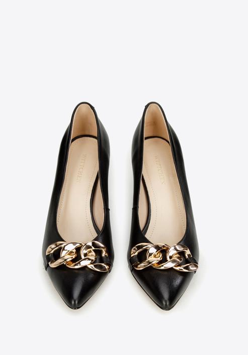Leather classic court shoes with chain detail, black, 96-D-502-3-39, Photo 2