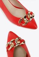 Leather classic court shoes with chain detail, red, 96-D-502-3-40, Photo 8