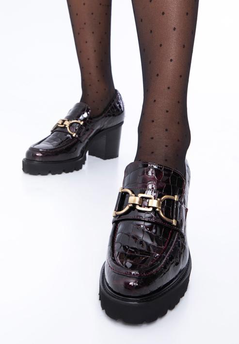 Croc-embossed patent leather court shoes with buckle detail, burgundy, 97-D-108-3-41, Photo 15