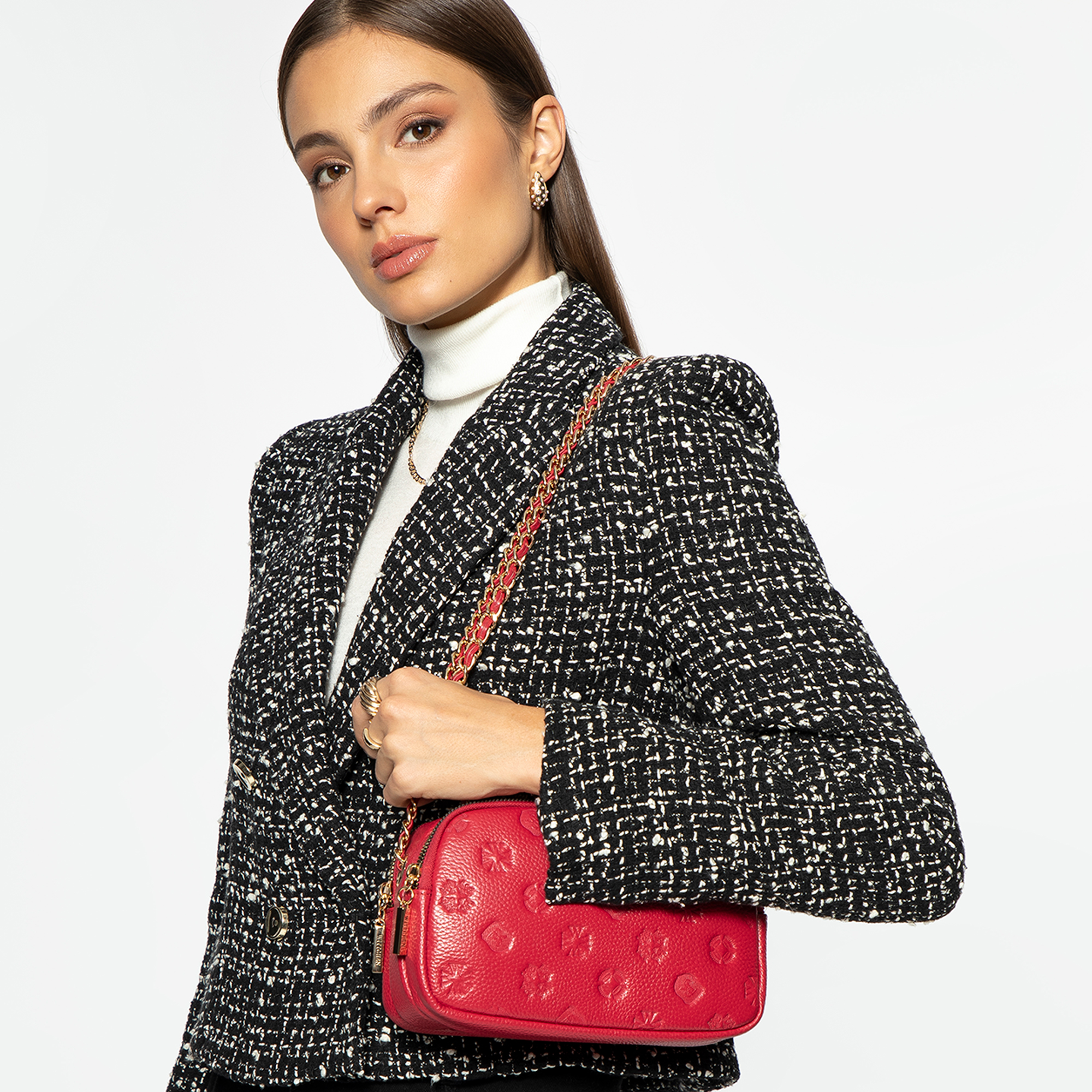 Dámska kožená crossbody kabelka na retiazke béžová 99-4E-305-8, Vyberte variant malinová