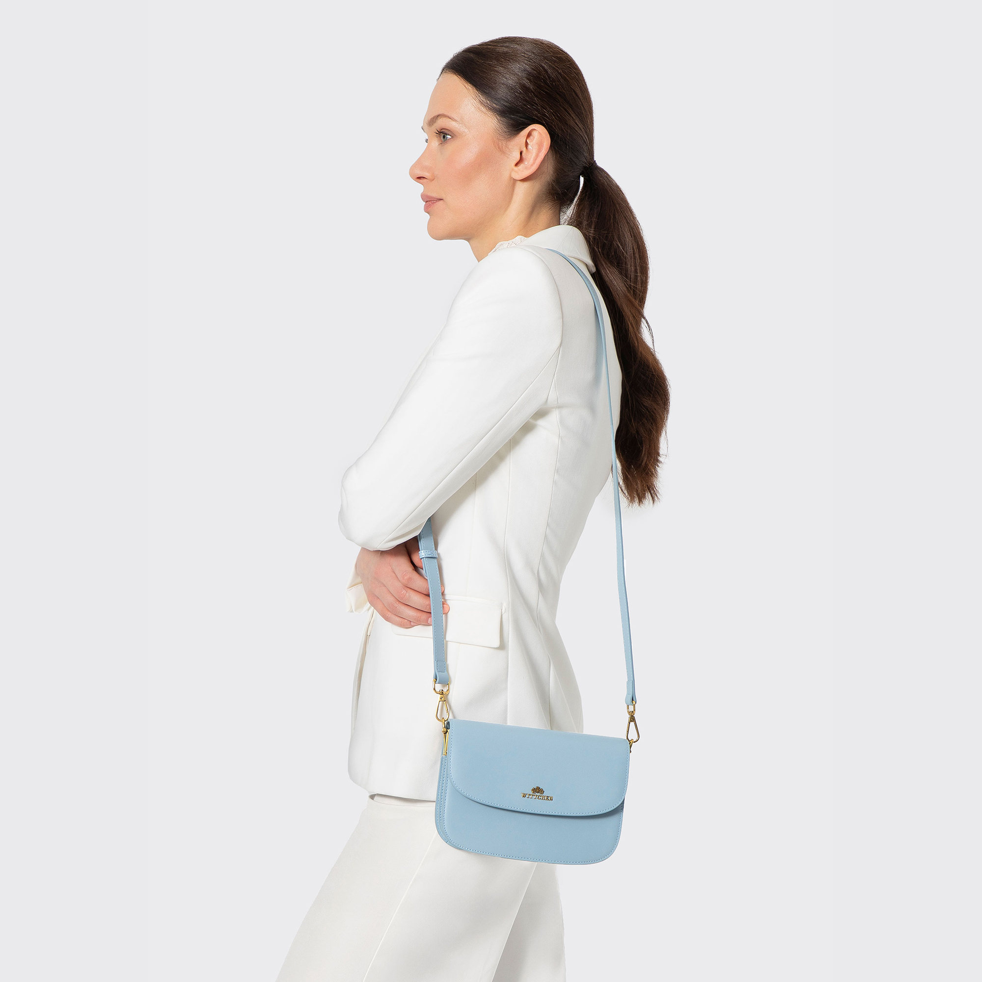 Dámska crossbody z prírodnej kože modrá 100-4E-214-N, Vyberte variant modrá