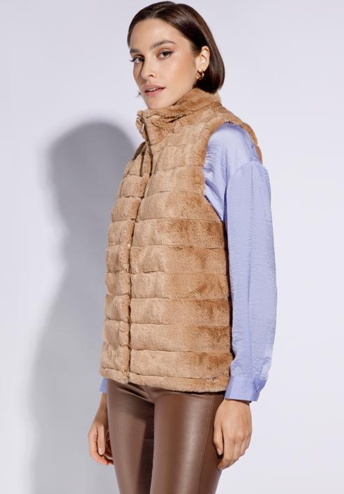 Women's faux fur gilet, brown, 95-9W-102-1-L, Photo 2