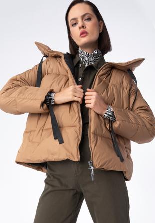 Damska kurtka oversizowa pikowana ze ściągaczami na rękawach jasny brąz