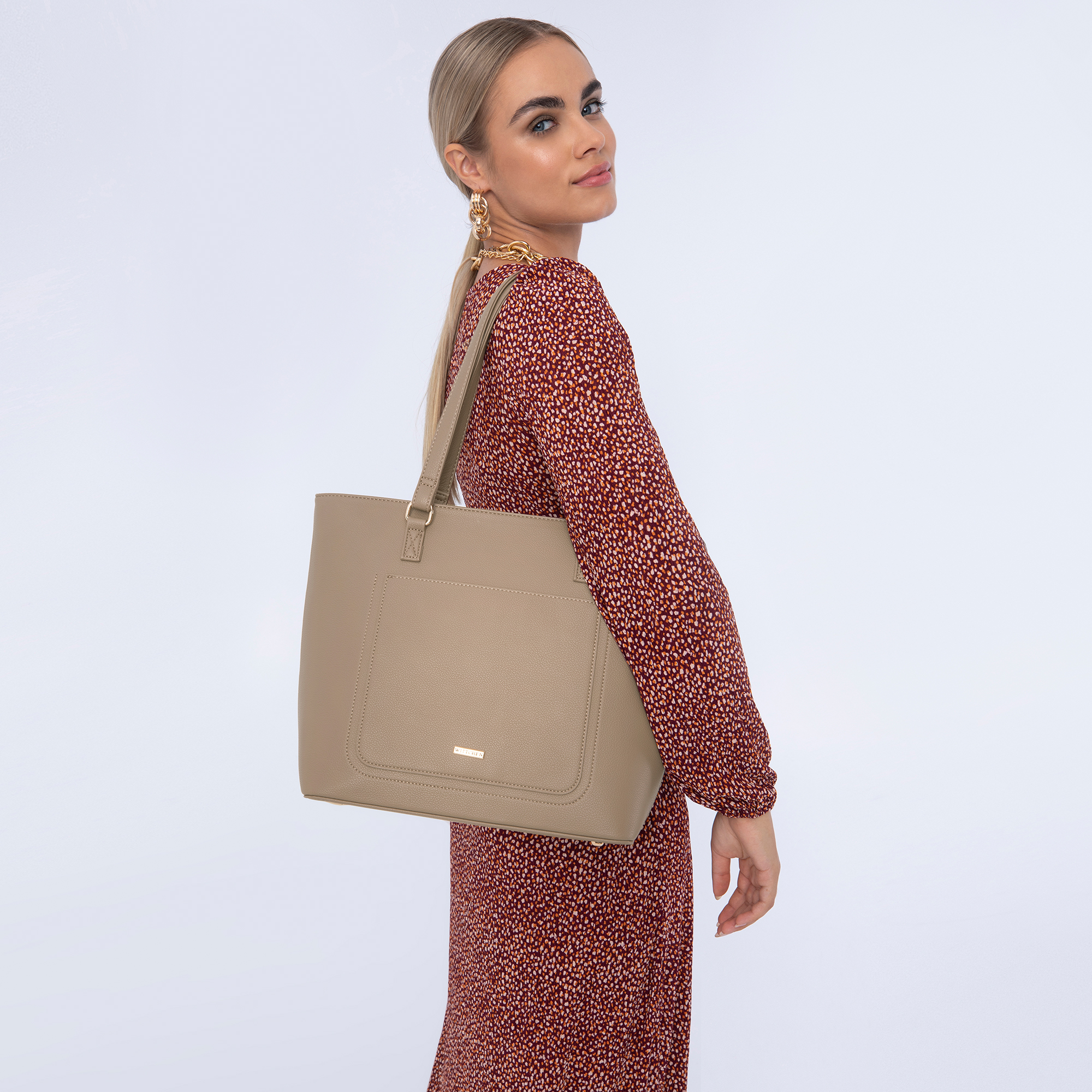 Dámska klasická dvojkomorová kožená crossbody kabelka Wittchen 29-4E-010-9, Vyberte variant béžová