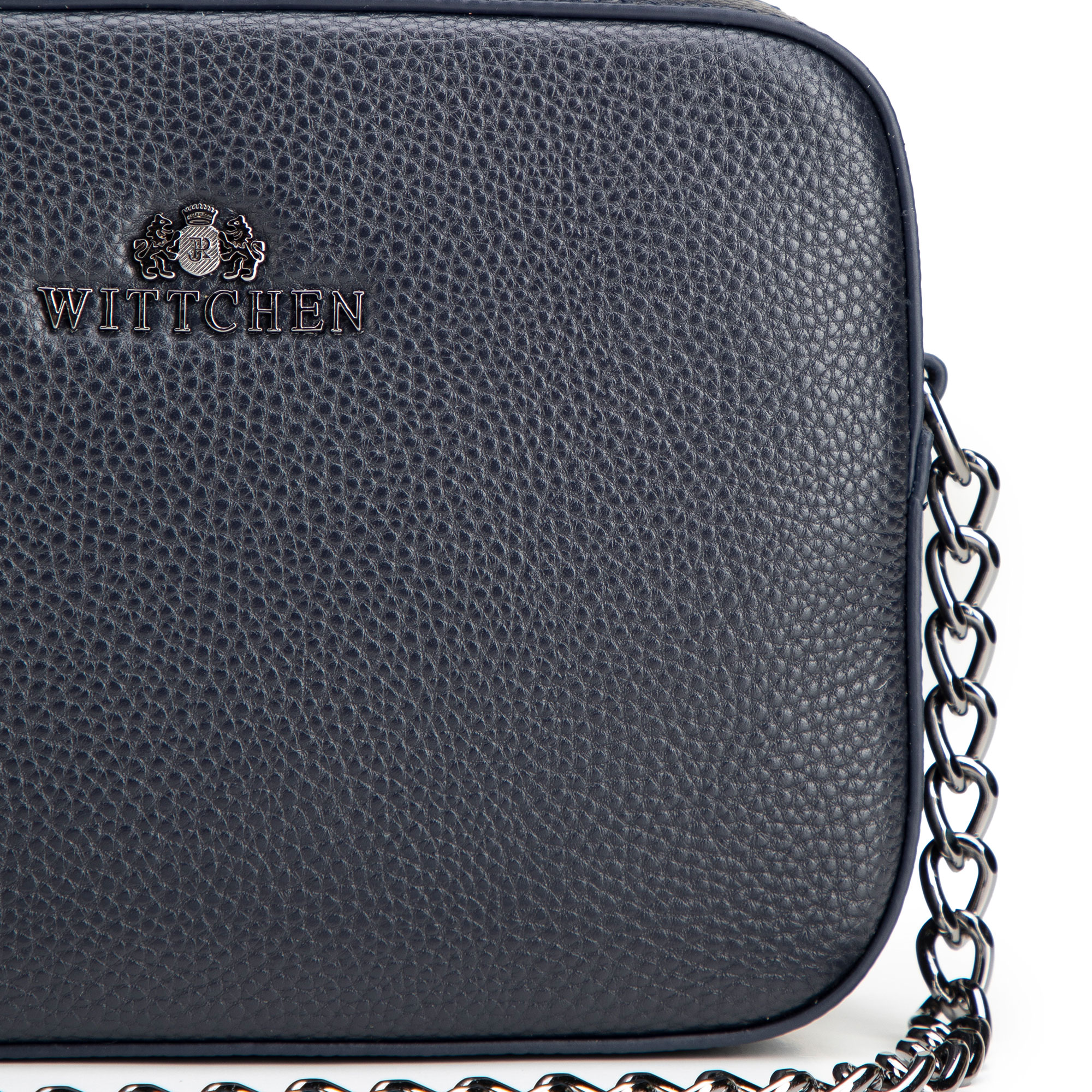 Dámska crossbody kabelka Wittchen z prírodnej kože s retiazkovým detailom a jemným vzhľadom, Vyberte variant granatová