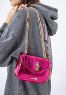 Women's glistening faux leather flap bag on chain, pink, 97-4Y-754-P, Photo 16