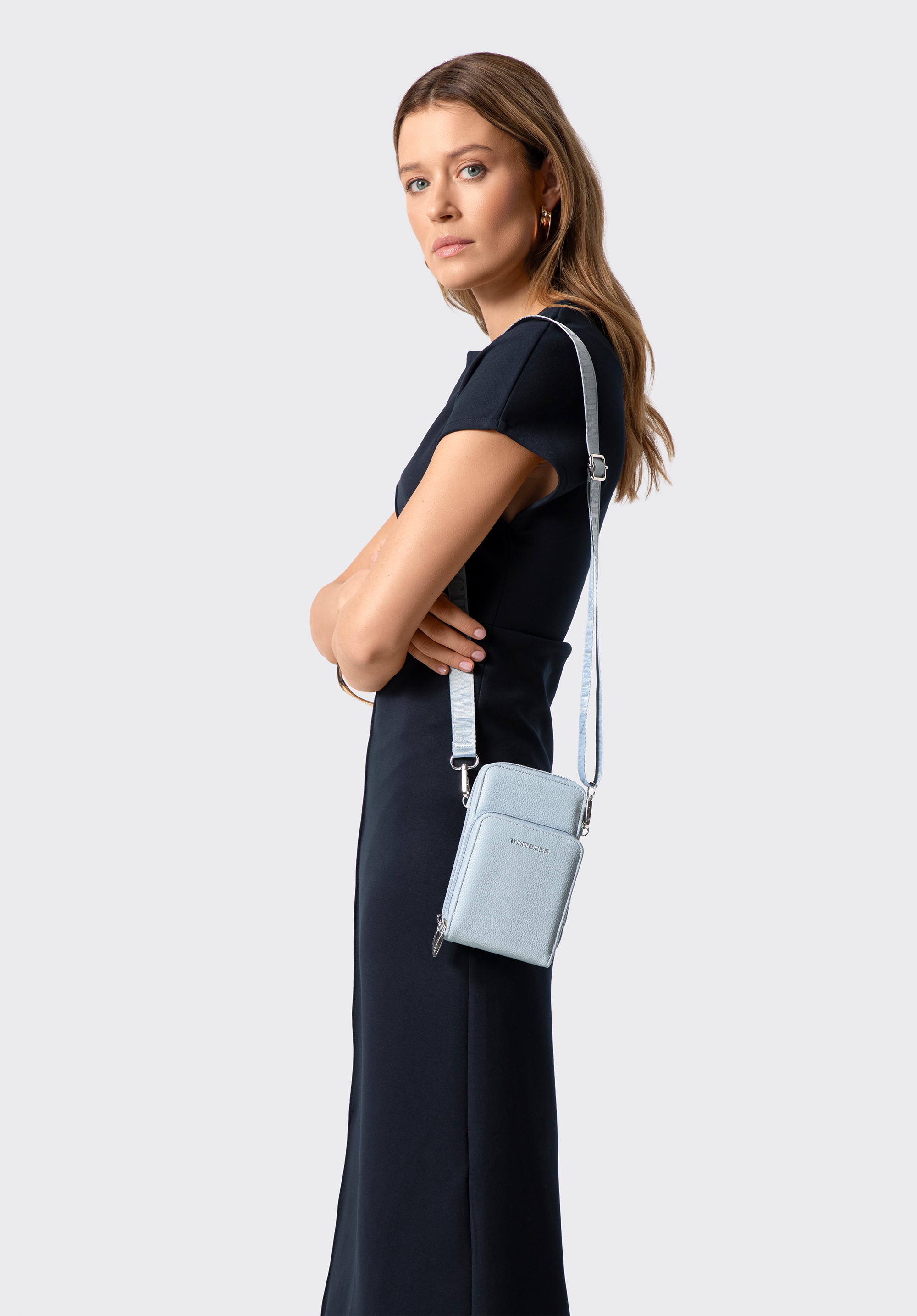 Damska minitorebka na telefon z imitacji skóry, niebieski, 102-2Y-413-N, Zdjęcie 1