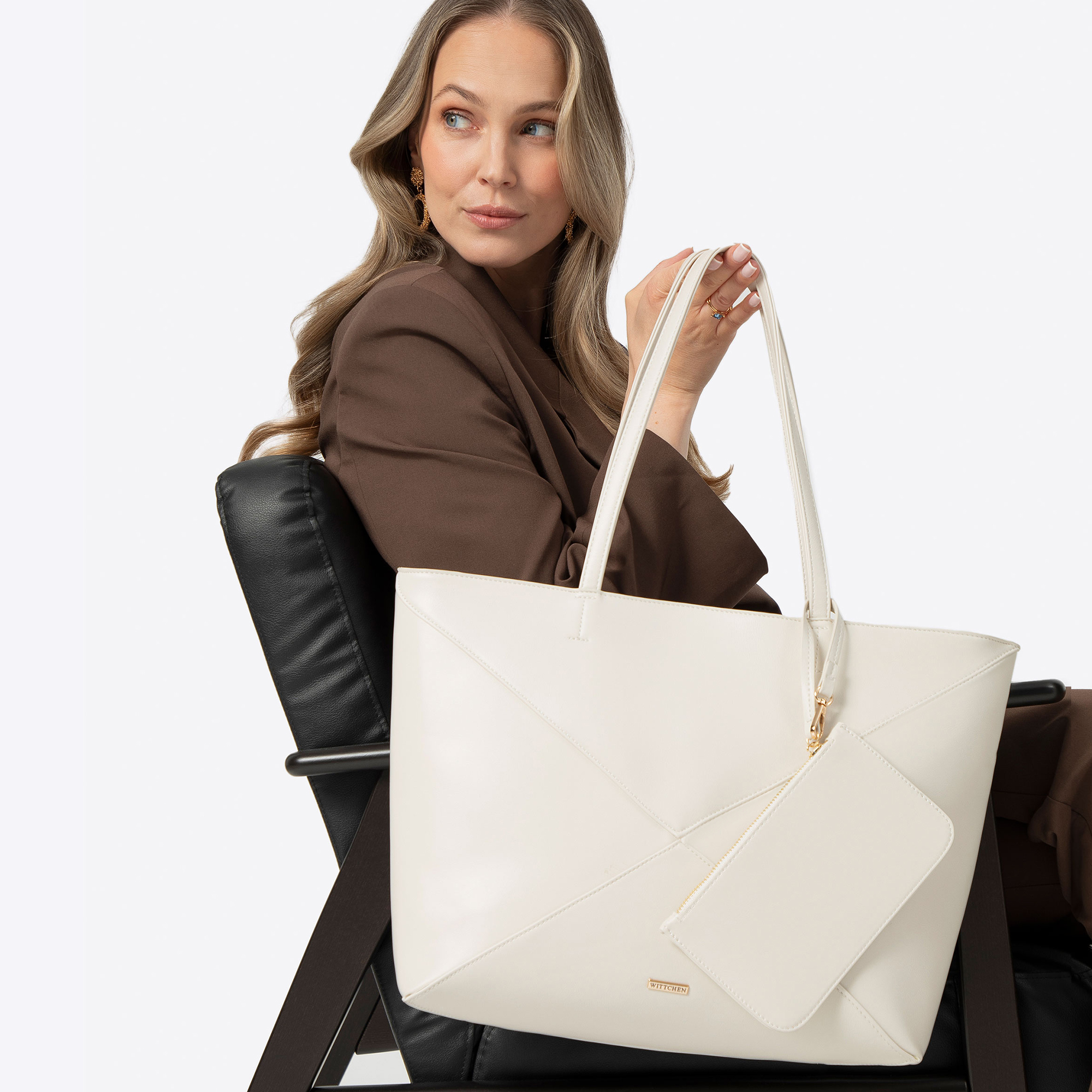 Shopperka z imitácie kože s prešívaním zlomená biela