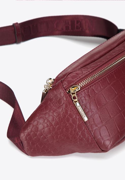 Women's croc-embossed leather waist bag, burgundy, 95-3E-651-33, Photo 4