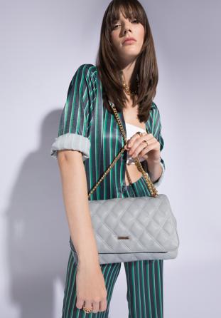 Faux leather quilted flap bag, dove grey, 96-4Y-616-7, Photo 1