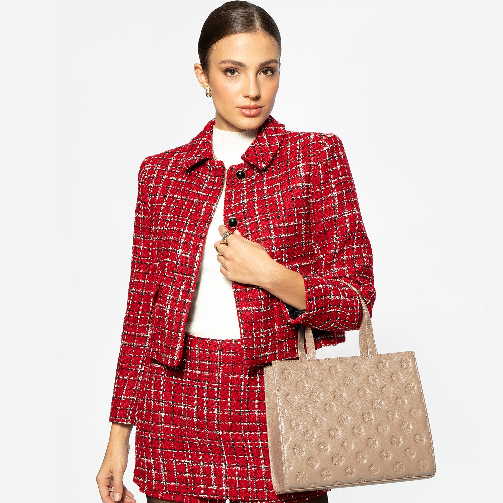 Kožená crossbody kabelka s razením biela 99-4E-303-9, Vyberte variant tmavo béžová