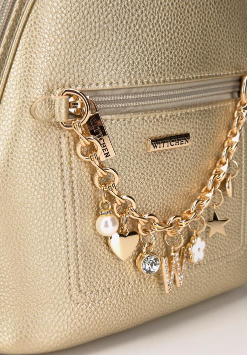 Faux leather backpack with decorative chain detail, gold, 98-4Y-506-G, Photo 4