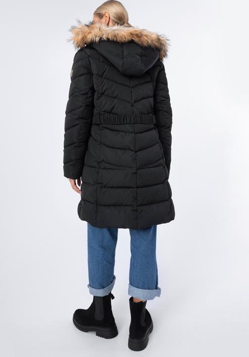 Damski płaszcz pikowany z paskiem, czarny, 97-9D-900-N-M, Zdjęcie 5