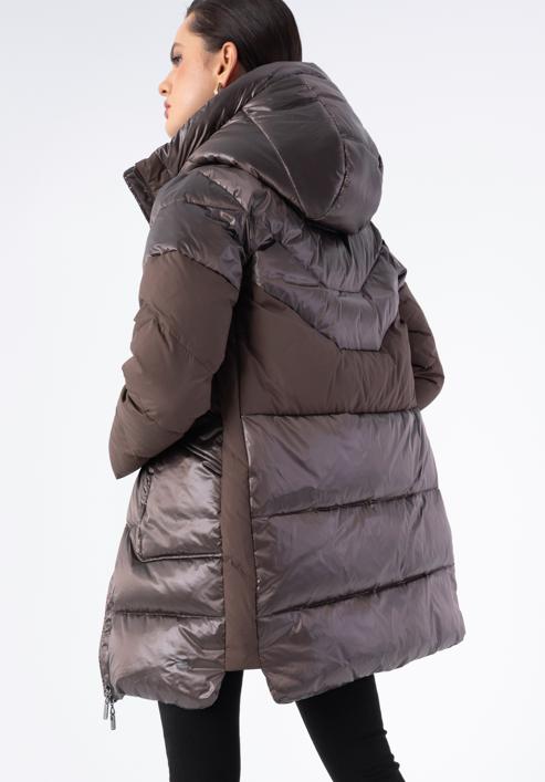 Damski płaszcz puchowy z łączonych materiałów z kapturem, beżowy, 97-9D-405-N-XL, Zdjęcie 4