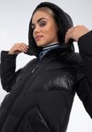 Damski płaszcz puchowy z łączonych materiałów z kapturem, czarny, 97-9D-405-1-XS, Zdjęcie 5