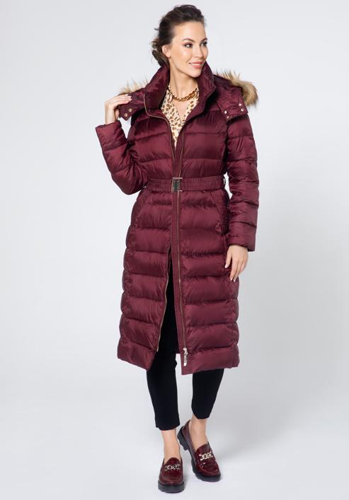 Damski płaszcz zimowy pikowany z kapturem, bordowy, 95-9D-400-3-M, Zdjęcie 1