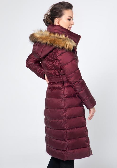 Damski płaszcz zimowy pikowany z kapturem, bordowy, 95-9D-400-3-M, Zdjęcie 3